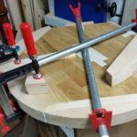 Seitenteile einpassen und verleimen